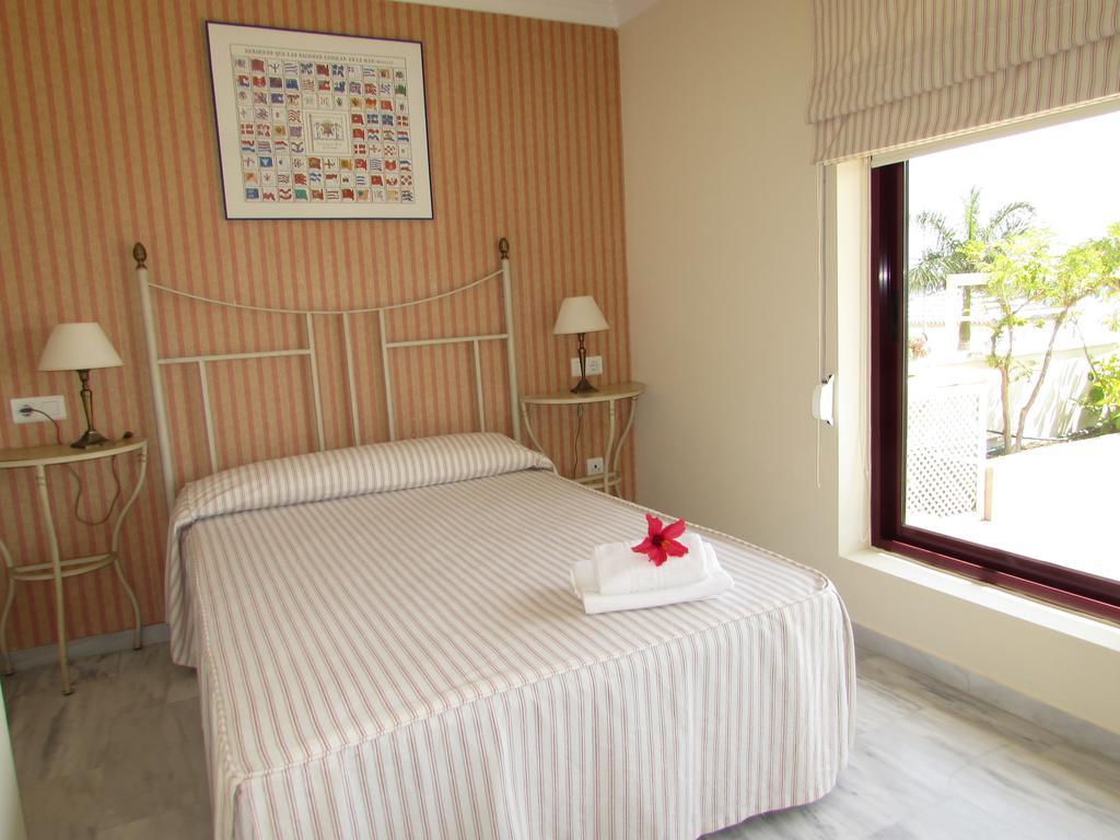 Home4Holidays Nerja Værelse billede