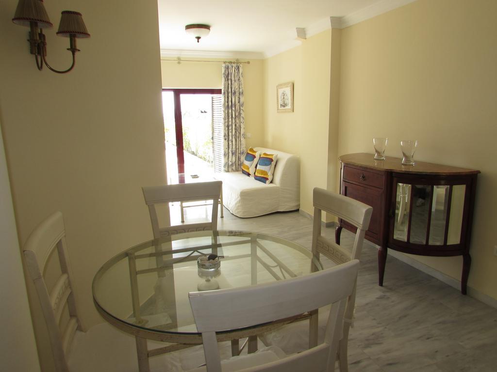 Home4Holidays Nerja Værelse billede