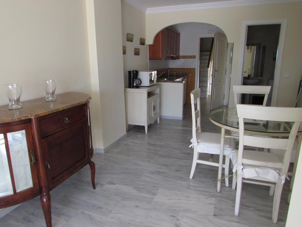 Home4Holidays Nerja Værelse billede